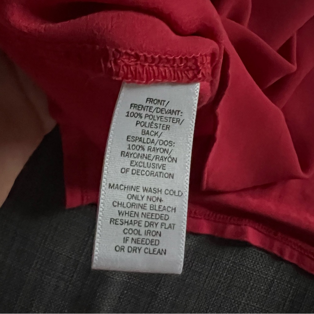 Red Blouse - Picture 4 of 7